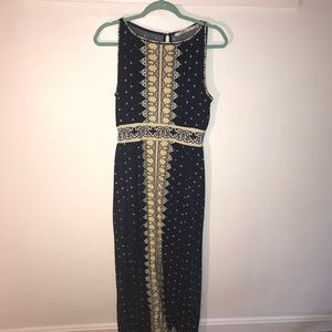 Gorgeous dress to wear anywhere! Anytime!